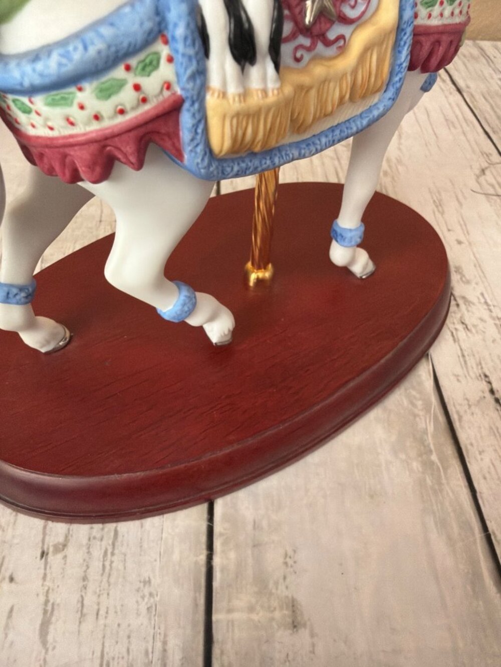 Lenox 2000 Porcelain Christmas Carousel Horse Figurine Penguins Saddle Wood Base - Picture 14 of 14